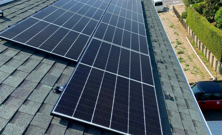 愛知県H市S邸 0円太陽光発電システム設置工事